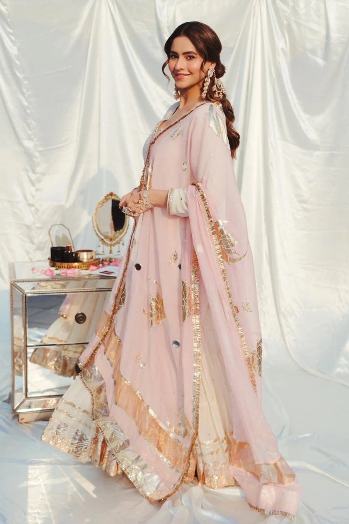 Aamna shariff in Chaand Eid sharara (set of 3)